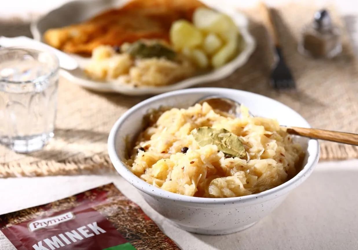 Jak zrobić zasmażkę do kapusty kiszonej, aby uniknąć kluchy