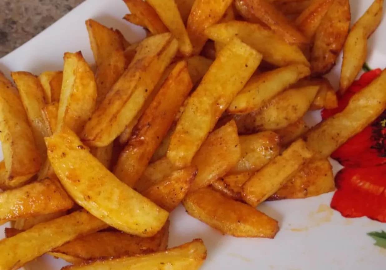 Ile piec frytki w piekarniku, aby były idealnie chrupiące?