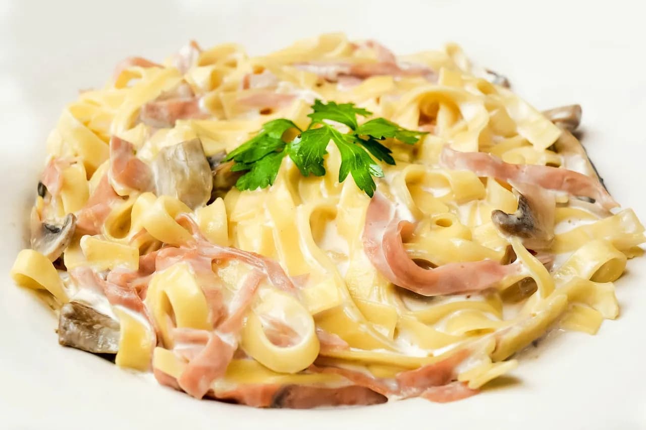 Jak zrobić makaron z serem - prosty przepis na pyszny obiad