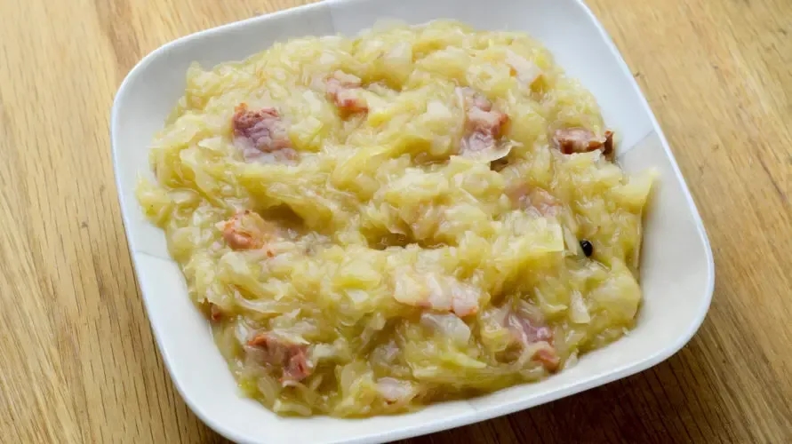 Jak zrobić kapustę kiszoną zasmażaną, aby była idealnie smaczna