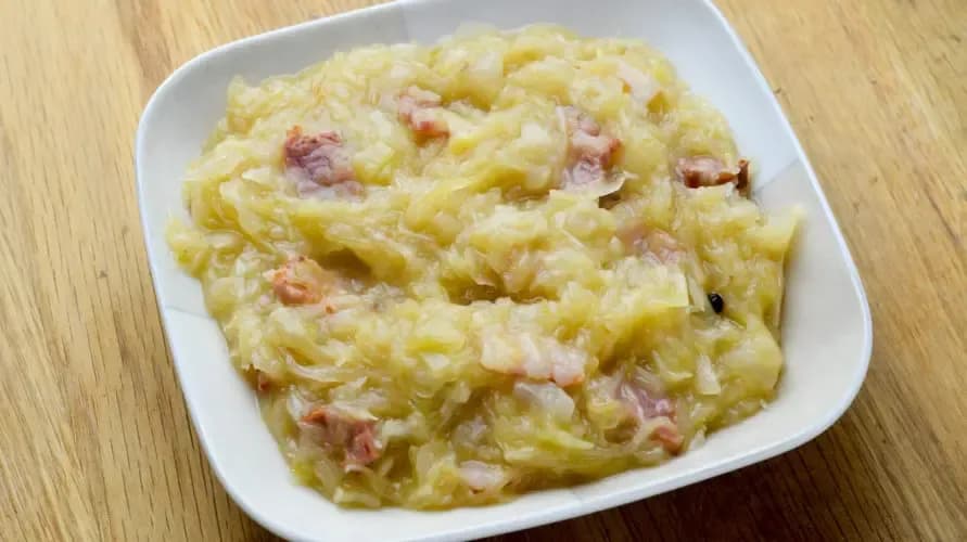 Jak zrobić kapustę kiszoną zasmażaną, aby była idealnie smaczna