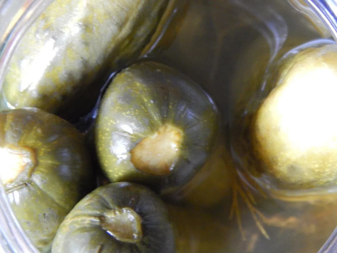 Ile pić soku z kiszonych ogórków, aby uniknąć problemów zdrowotnych?