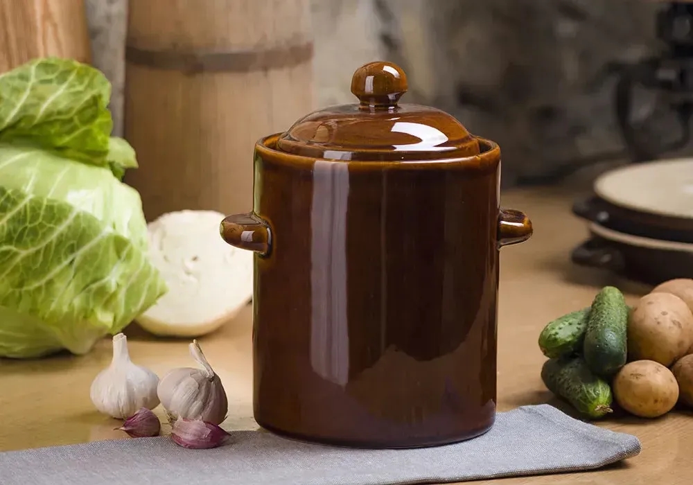 Czy dodawać cukier do kiszenia kapusty? Oto co warto wiedzieć