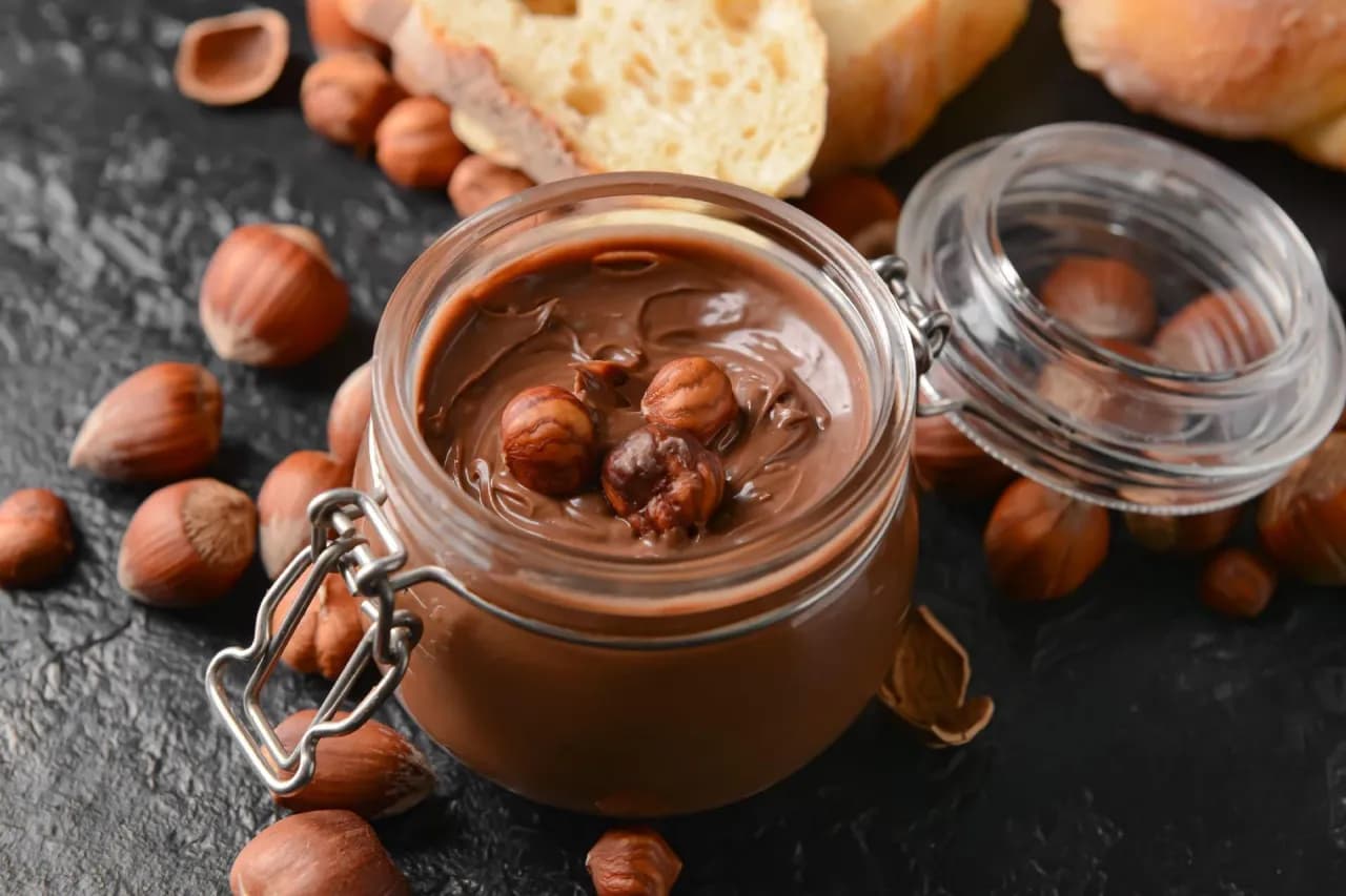 Gdzie kupić wegańską nutellę? Sprawdź najlepsze opcje w Polsce